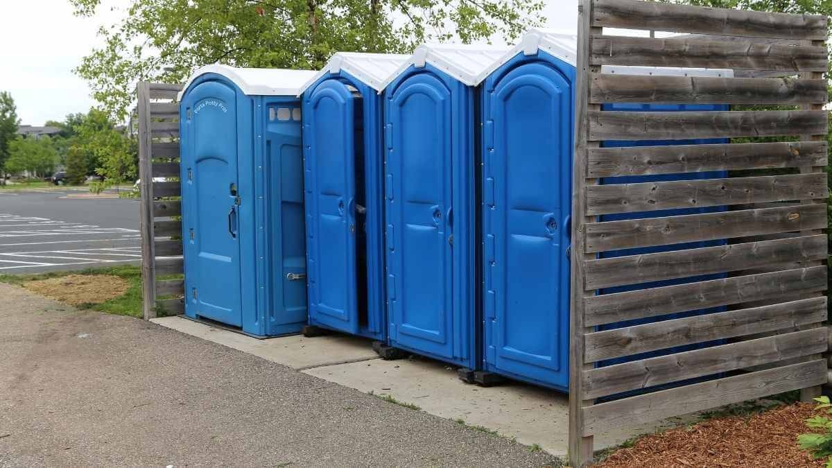 Porta Potty Rental Pros - Reliable Portable Toilet Rentals in Moline, MI, 49335
